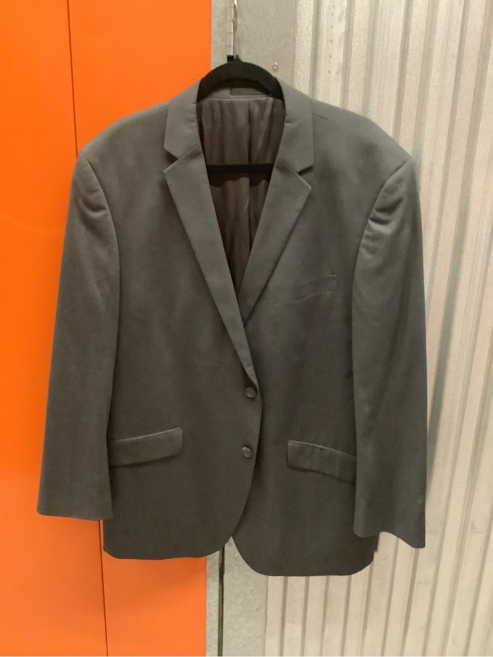 Kenneth Cole Charcoal Gray Two-Button Blazer